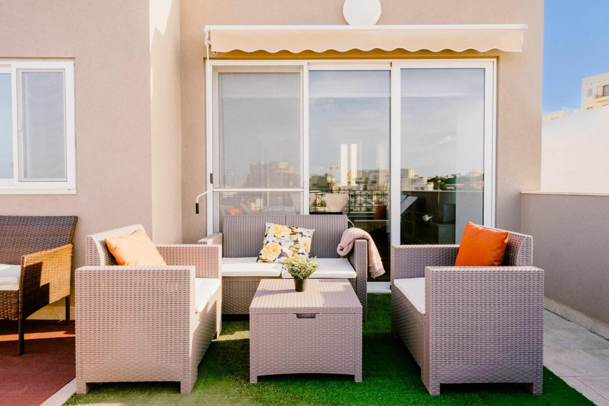 La88 Bayview Penthouse With Jacuzzi Apartment Sliema Exterior photo